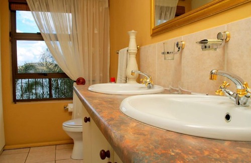Kosmos House | La Dolce Vita Guest House