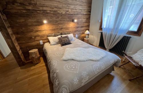 Longefoy Apartment | La Dorbluche duplex apartment 10-11 person
