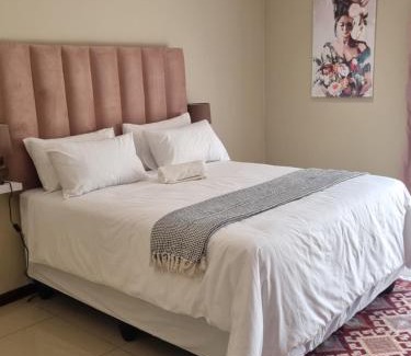 Rustenburg Bed & Breakfast | La Exotica Lodge & Spa