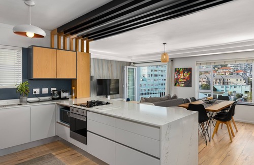 Sea Point Apartment | La Fayette 508