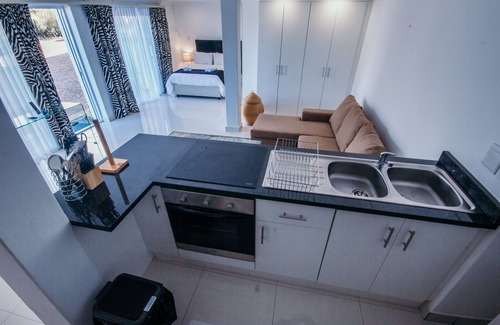 Somerset West House | La Felicita Boutique Villas and Apartments