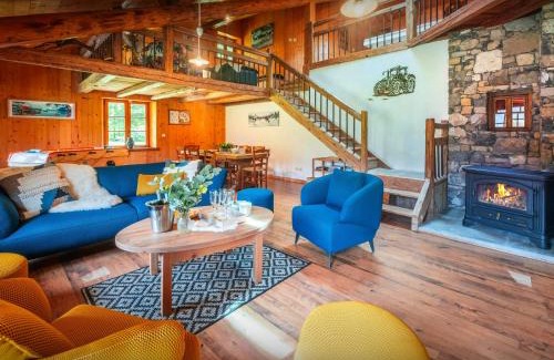 Thones House | La Ferme du Cortet - OVO Network