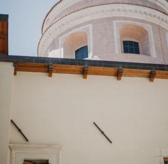 L'Aquila Apartment | La finestra sul cortile by TraMonti Apartments