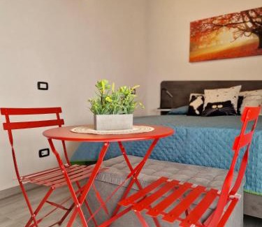 L'Aquila Apartment | La finestra sul cortile by TraMonti Apartments