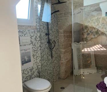 Bitonto Apartment | La Fiumara - Room with Bathroom