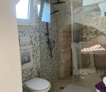 Bitonto Apartment | La Fiumara - Room with Bathroom