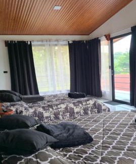 Quebrada Grande House | La Florida Lodge