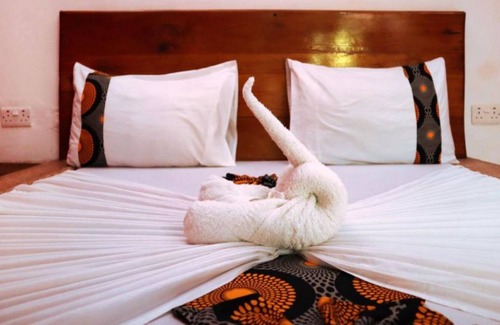 Kendwa Hotel | La Fontana Restaurant & Bungalows