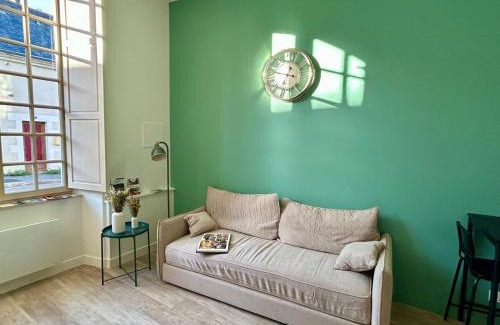Beaufort-en-Vallee Apartment | La Forge, studio rénové et lumineux, Beaufort-en-Anjou