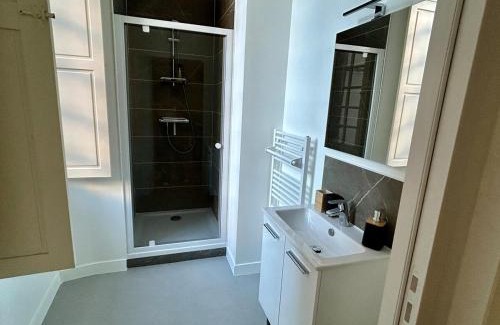 Beaufort-en-Vallee Apartment | La Forge, studio rénové et lumineux, Beaufort-en-Anjou