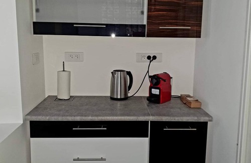Rouen City Centre Apartment | La Forteresse Jacuzzi-Sauna