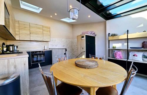 Antibes Old Town House | La Fourmilière - dans le Vieil Antibes