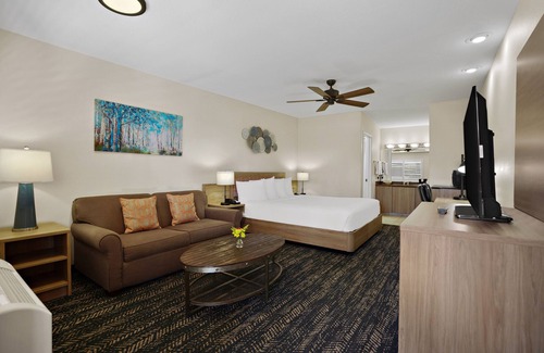Yuma Hotel | La Fuente Inn & Suites