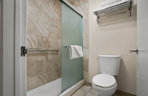 Yuma Hotel | La Fuente Inn & Suites