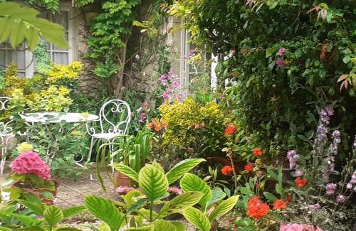 Asnelles House | la glycine