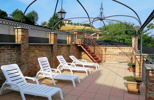 La Morra Resort | La Goccia Di Vino (Lmr113) 604.1