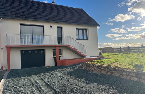 Gouville-sur-Mer House | La gouvillaise 10 people close to shops and sea