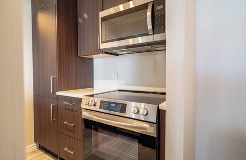 Downtown Vancouver Hotel | La Grande Residence Vancouver at The Sutton Place Hotel