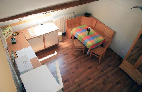 Verthier Apartment | La Grange