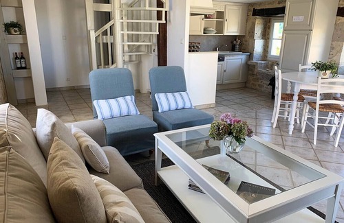 Salles House | La Grenoulliere open plan family Gite near pool and gardens