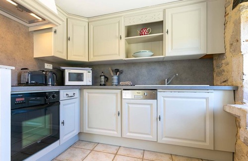 Salles House | La Grenoulliere open plan family Gite near pool and gardens