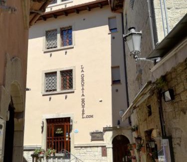 San Marino Hotel | La Grotta Hotel