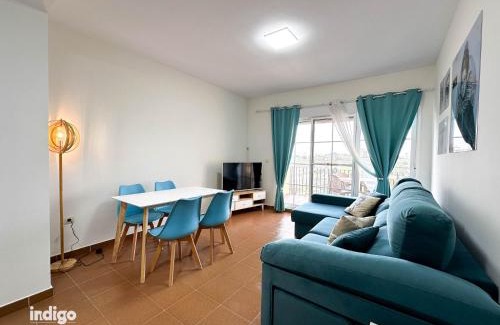 Costa Esuri Apartment | La Guardiana Bright, Modern Apartment GUA001
