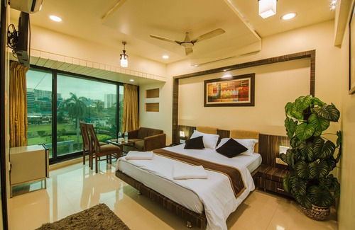 Kurla West Hotel | LA Hotel Metro