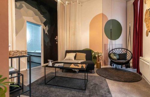 Riom Apartment | LA HUPPE - Bain Balnéo - Riom centre - 3 étoiles
