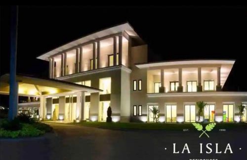 Granjas del Marques Apartment | LA ISLA RESIDENCES/HERMOSO DEPA