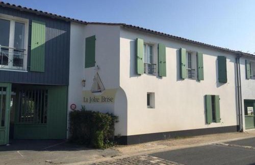 La Flotte Apartment | la jolie brise en Ré dans résidence avec piscine