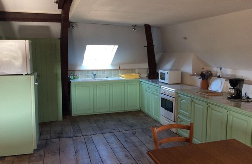 Eymoutiers Apartment | La Jolie Maison - Attic Apartment - min 7 days
