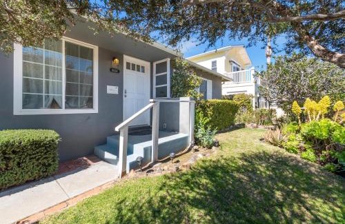 Beach Barber Tract House | La Jolla Ocean Dream - Walk 2 Beach - Dog Friendly