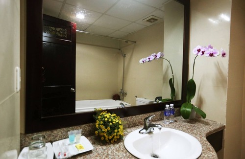 Hue City Centre Hotel | La Lanette Hotel Hue