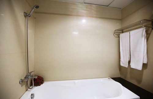 Hue City Centre Hotel | La Lanette Hotel Hue