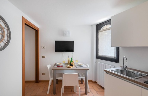 Gardone Riviera Apartment | La Limonaia 1 Apartment by Wonderful Italy