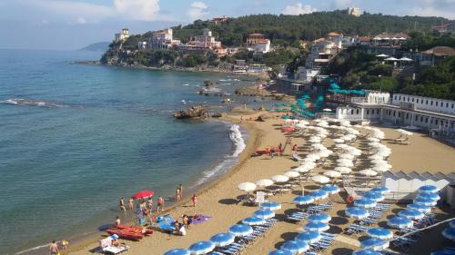 Castiglioncello Apartment | La Limonaia