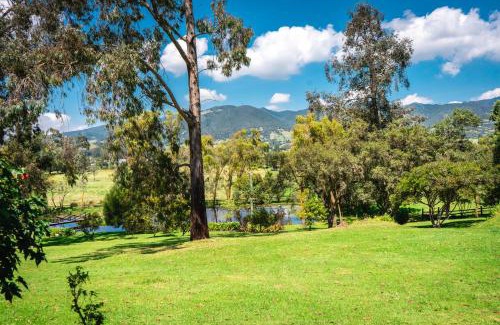 La Calera Villa | La Lomita