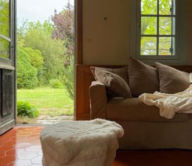 Favieres House | La Longère au Fil des Saisons