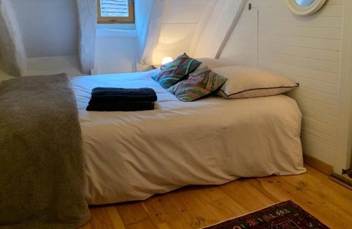 Saint-Cirq-Lapopie House | La Lotoise gite in the heart of Saint-Cirq-Lapopie