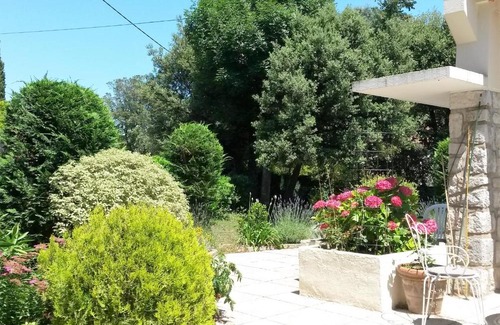 Roquefort-les-Pins House | La Louvetière