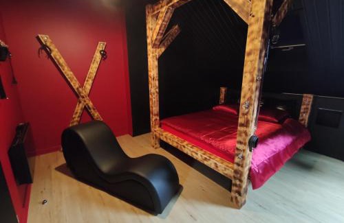 Arbois Apartment | La Love room