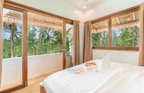 Catangnan Villa | La Luna Villa Siargao - Entire 3BR Villa w Plunge Pool & Rooftop