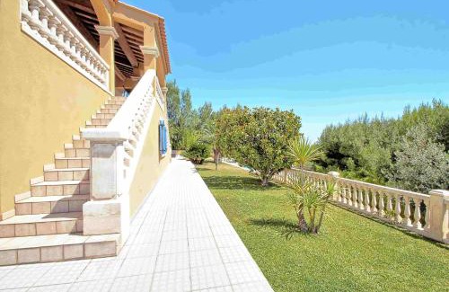 Toulon Bed & Breakfast | La Maison Bleue