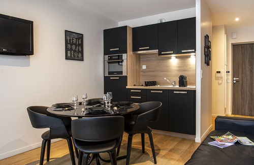 Honfleur Apartment | La Maison d’Eugène Appart’Hôtel - Centre historique