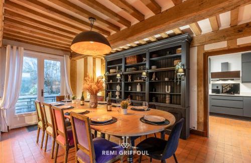 Barneville-la-Bertran Villa | La Maison de la Corniche Enjoy an Authentic Stay in Normandy - 8 Pax