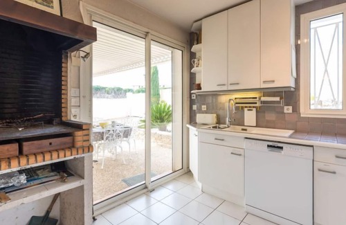 Saint-Pierre-la-Mer House | La Maison des Cades by Interhome