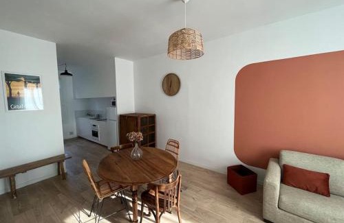 Carcassonne Apartment | La maison de Camille climatisation parking privé WIFI
