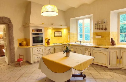 Rochecolombe House | La Maison De Chagnol 5* SUD Ardèche