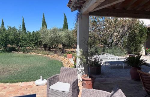 Estezargues Bed & Breakfast | La Maison De Marie - Provence